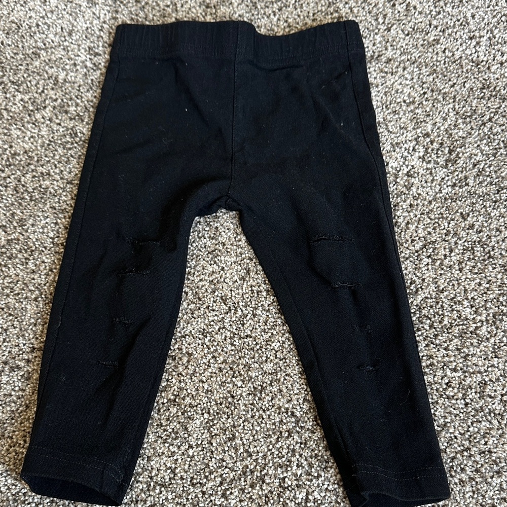 Black Distressed Jeggings/Leggings